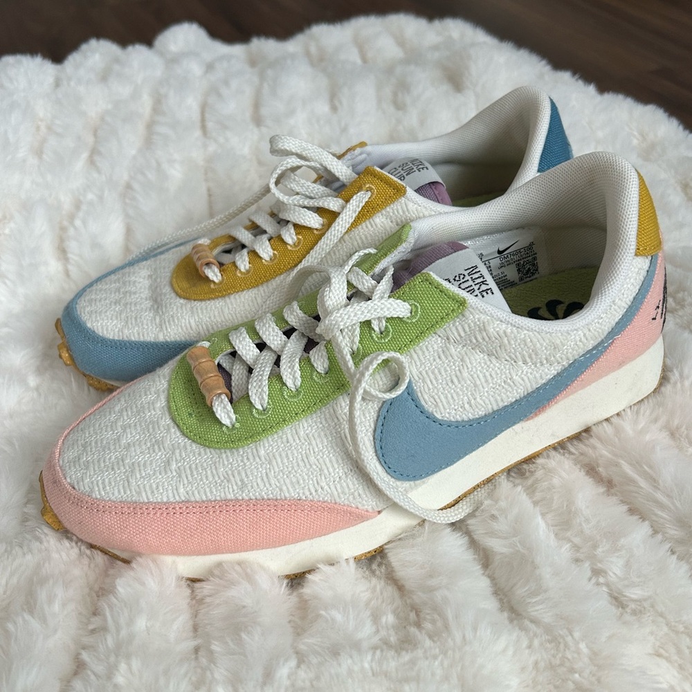 Nike Sun Club size 7